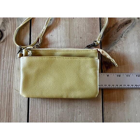 Safe Keeper Women's Crossbody Purse. Pebbled Mustard Color. 3 zipper. brass - Picture 6 of 7